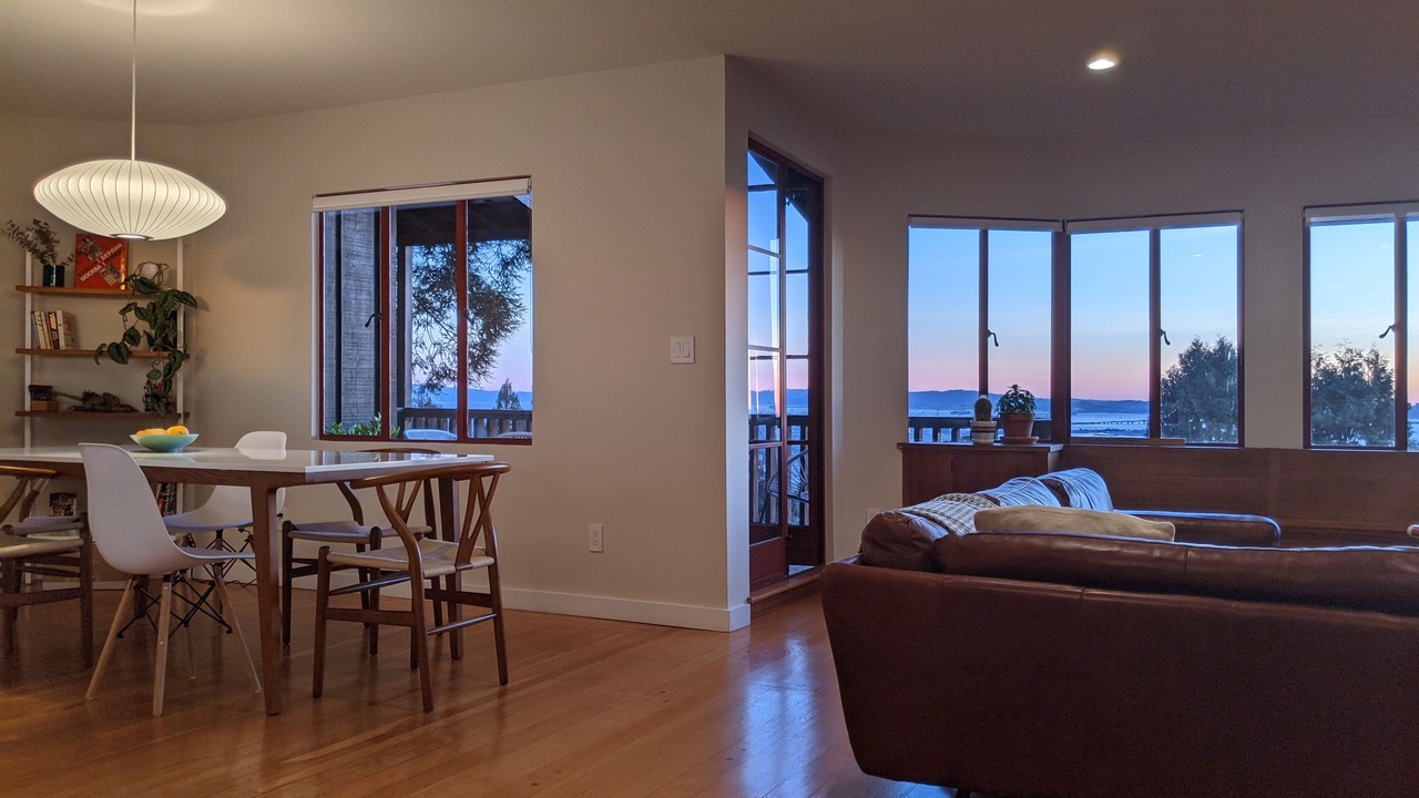 Photo of Livingroom in Berkeley Hills