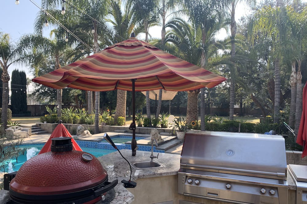 Photo of Outdoor in Rosedale