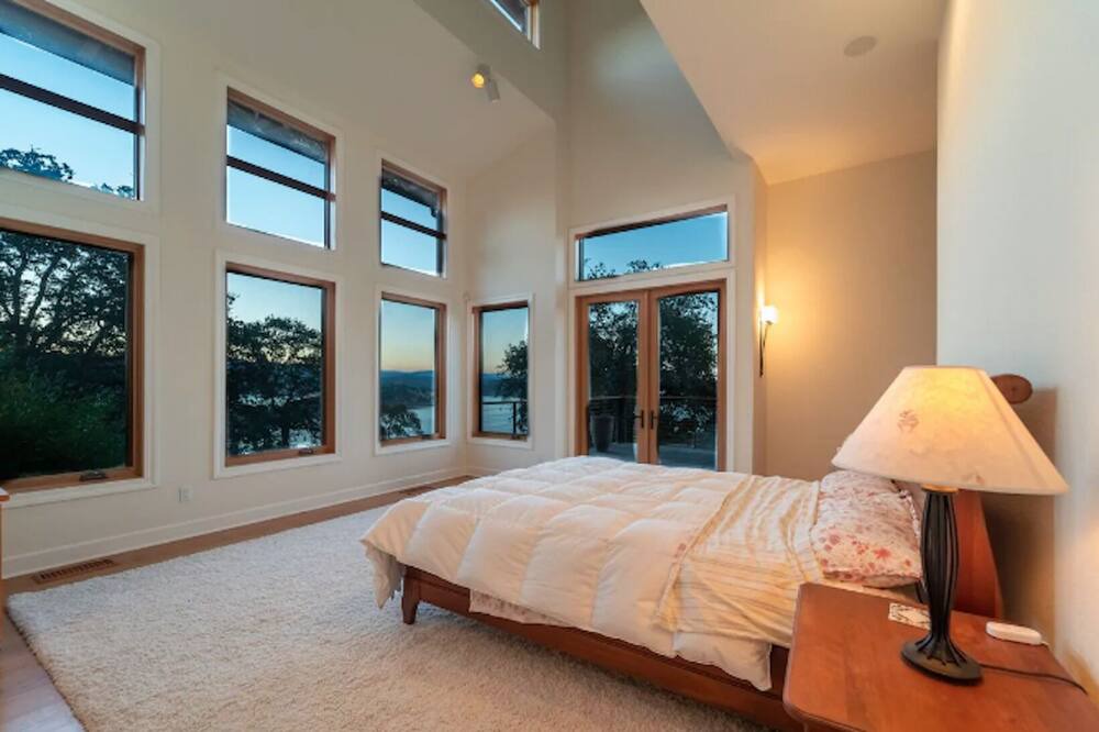 Photo of Bedroom in Keystone