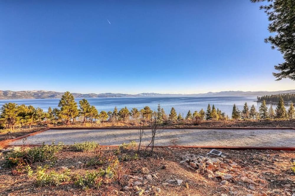 Photo of Others in Tahoe Vista