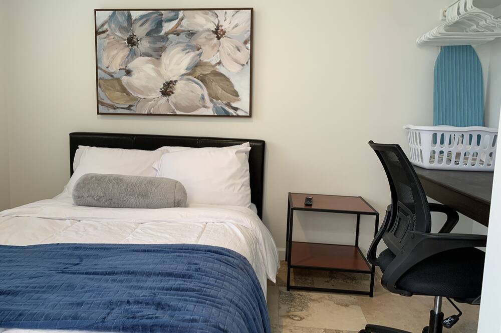 Photo of Bedroom in Castro Valley