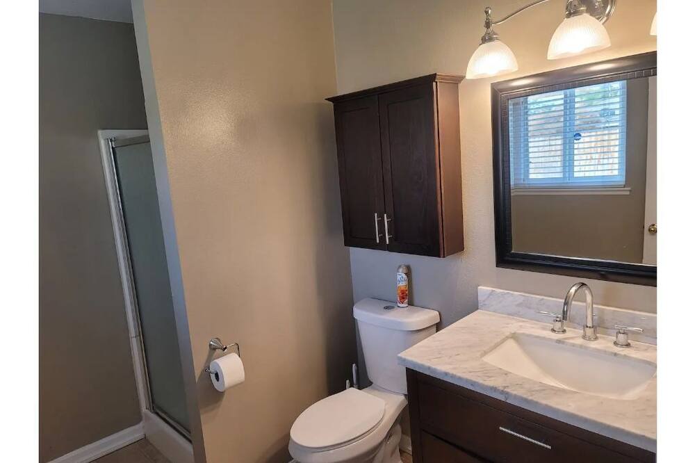 Photo of Bathroom in Fresno
