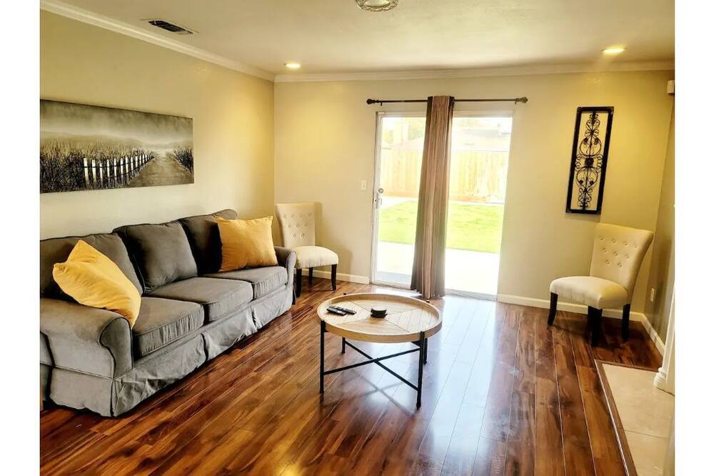 Photo of Livingroom in Fresno