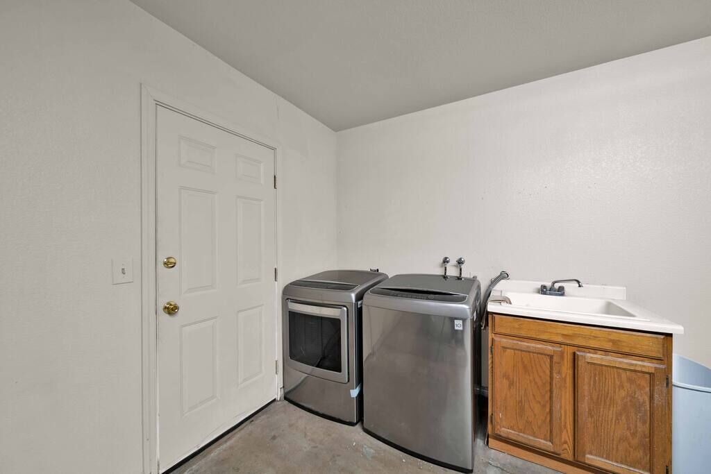 Photo of Others in Redding