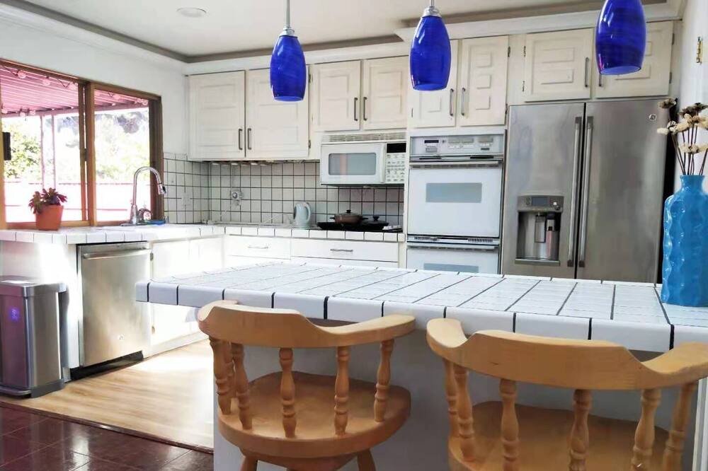 Photo of Kitchen in Union City