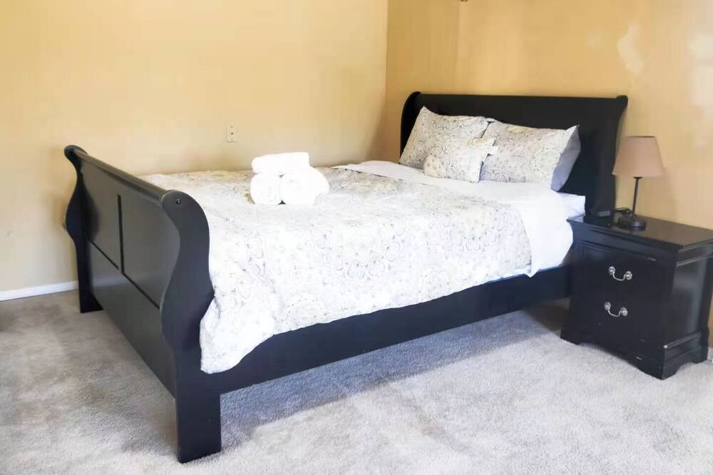 Photo of Bedroom in Union City