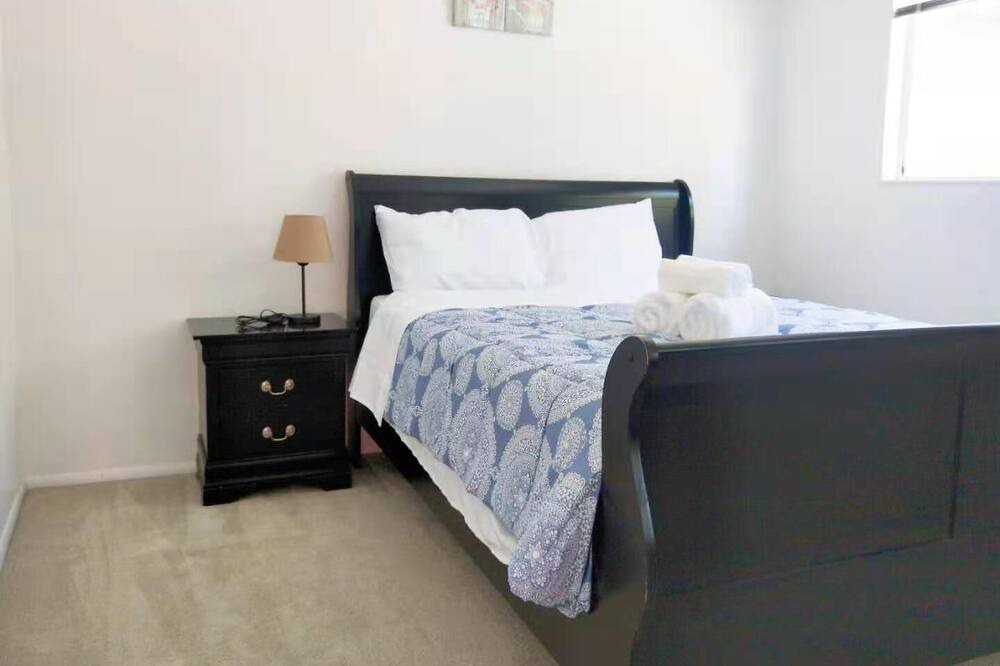 Photo of Bedroom in Union City