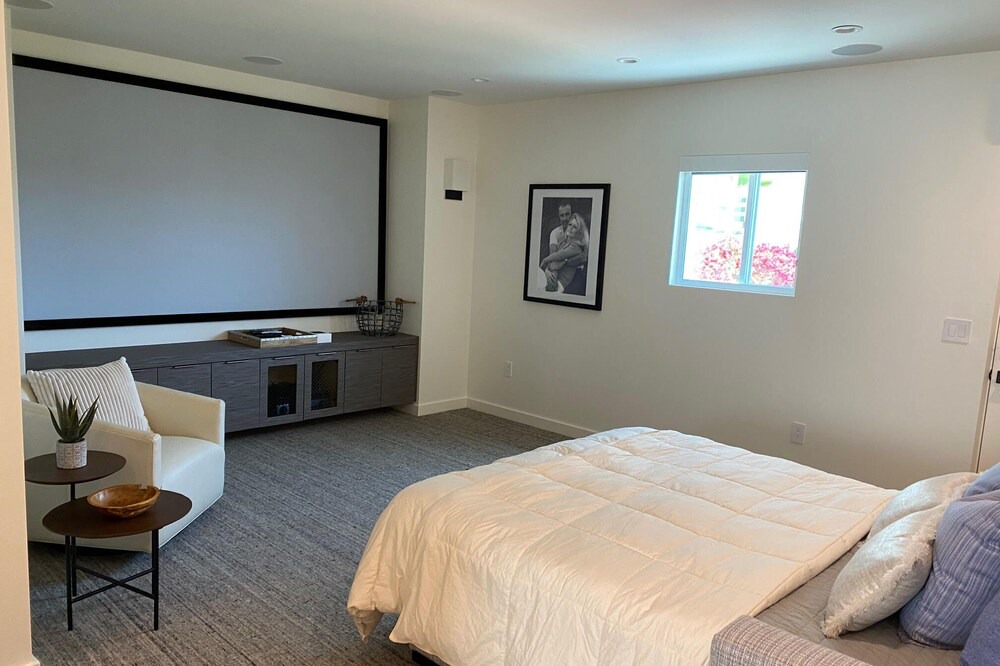 Photo of Bedroom in Pacific Palisades