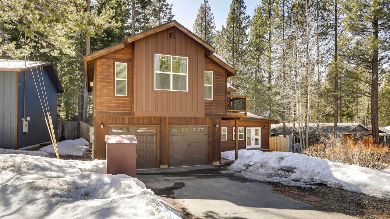 Photo of Outdoor in Country Club Estates