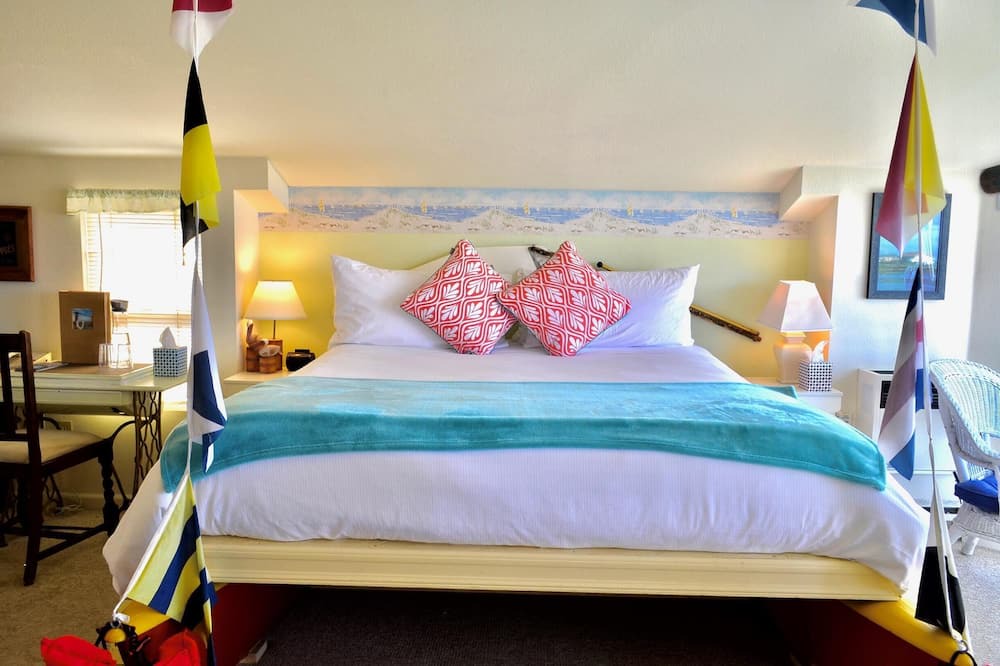Photo of Bedroom in Moss Landing
