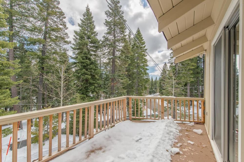 Photo of Patio Balcony in Tahoma