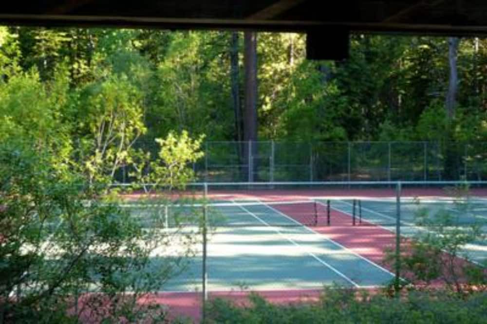 Photo of Outdoor in Tahoma