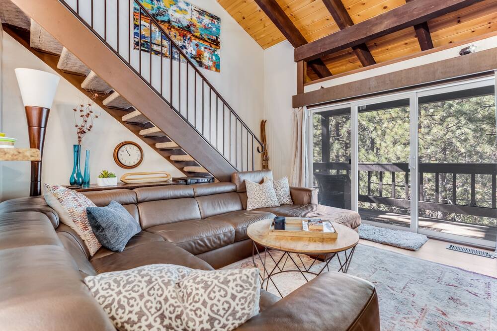 Photo of Bedroom in Dollar Point