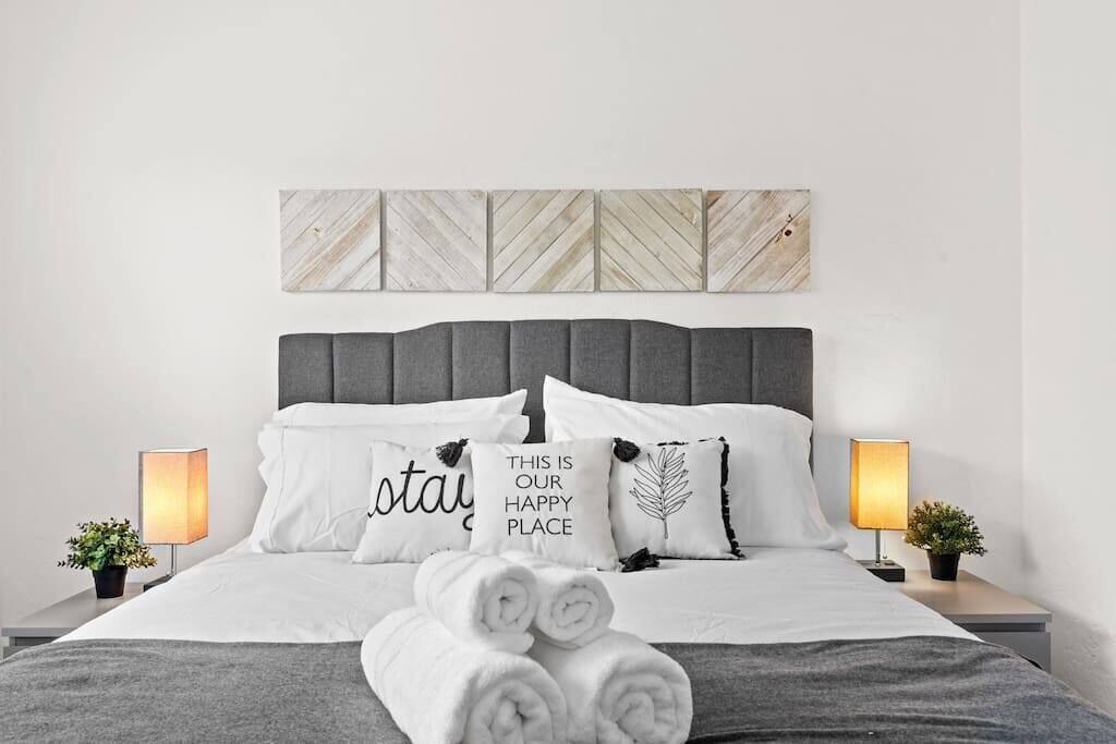 Photo of Bedroom in Centerville