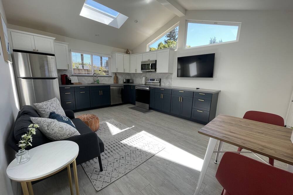 Photo of Livingroom in West San Jose