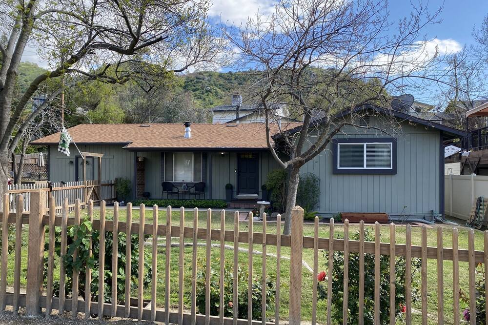 Photo of Outdoor in Springville