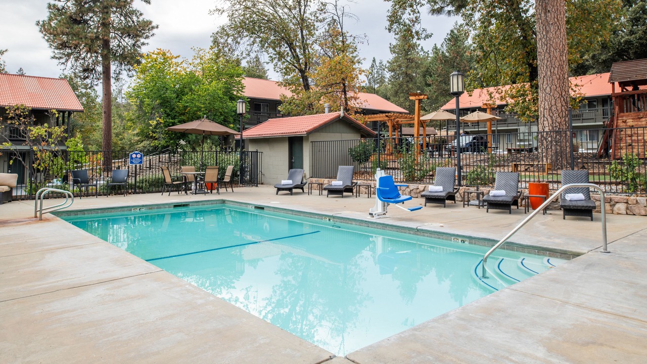 Photo of Outdoor in Groveland