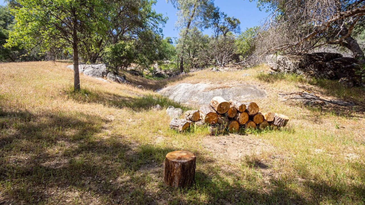 Photo of Outdoor in Oakhurst