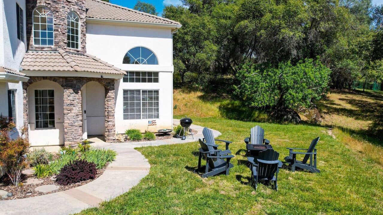 Photo of Outdoor in Oakhurst