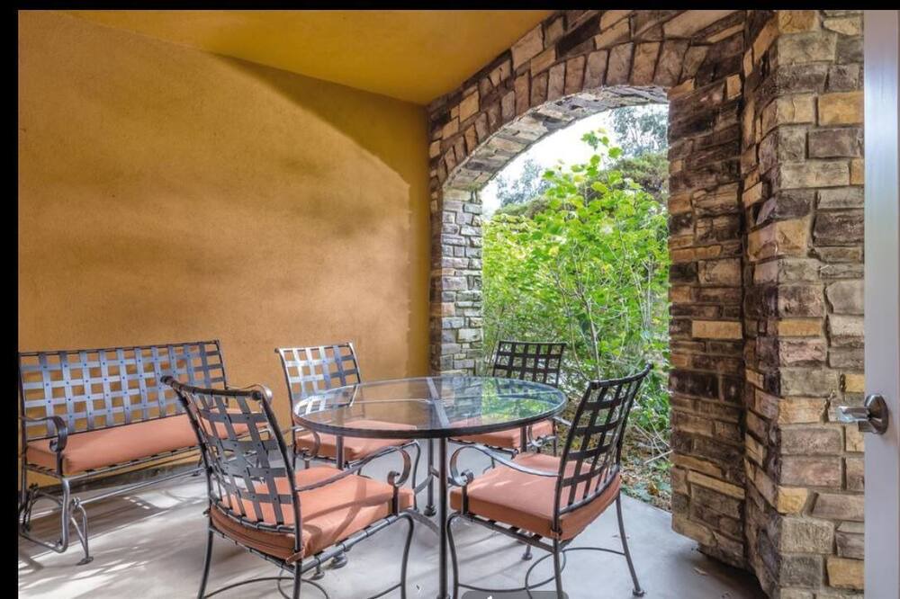 Photo of Patio Balcony in Napa