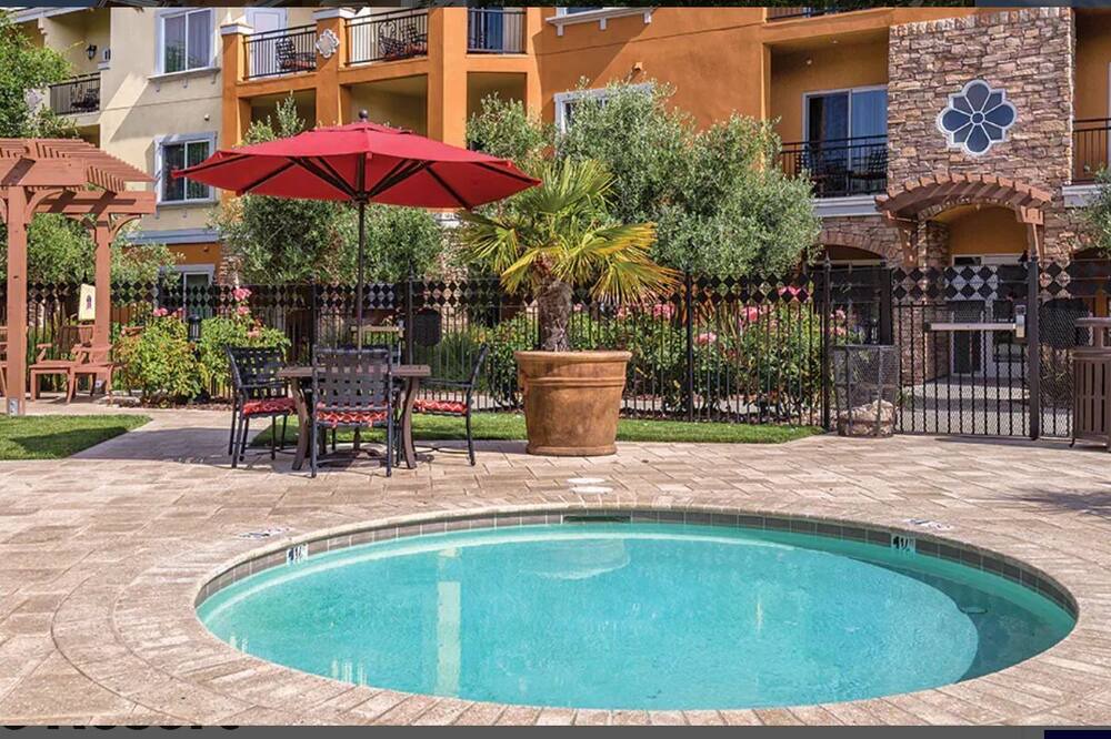Photo of Outdoor in Napa