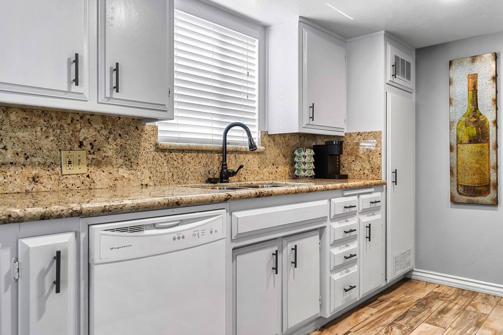 Photo of Kitchen in Bakersfield