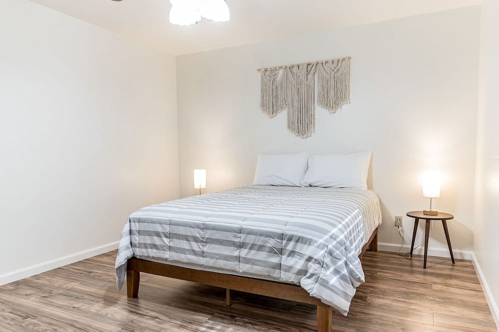 Photo of Bedroom in Merced