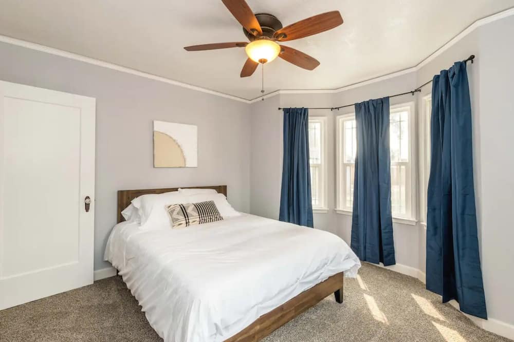 Photo of Bedroom in Roosevelt