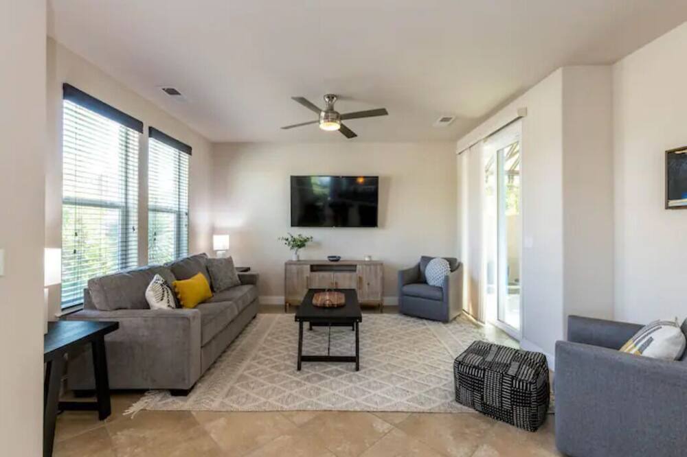 Photo of Livingroom in Clovis