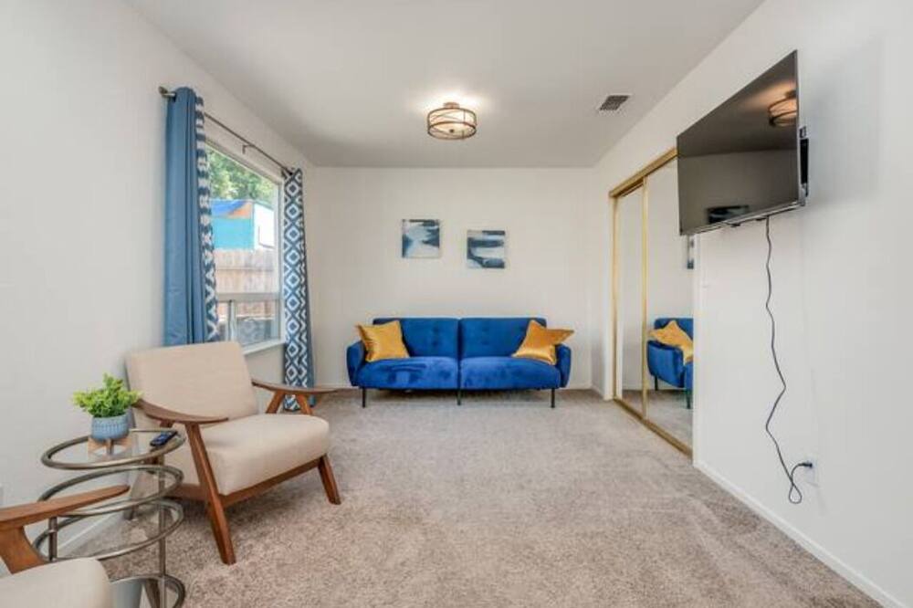Photo of Livingroom in Fresno