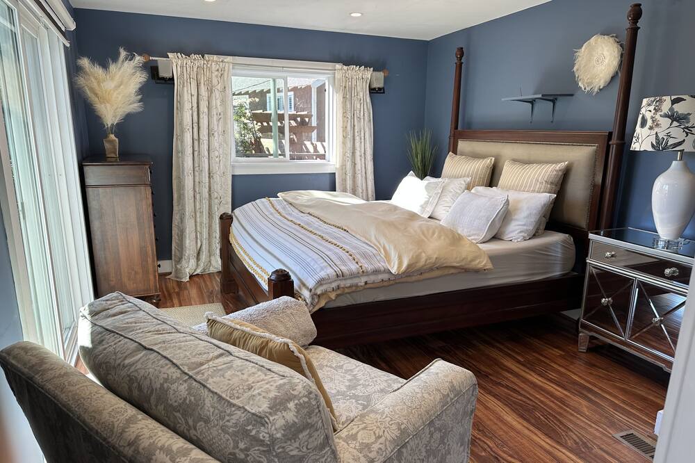 Photo of Bedroom in Fairfax