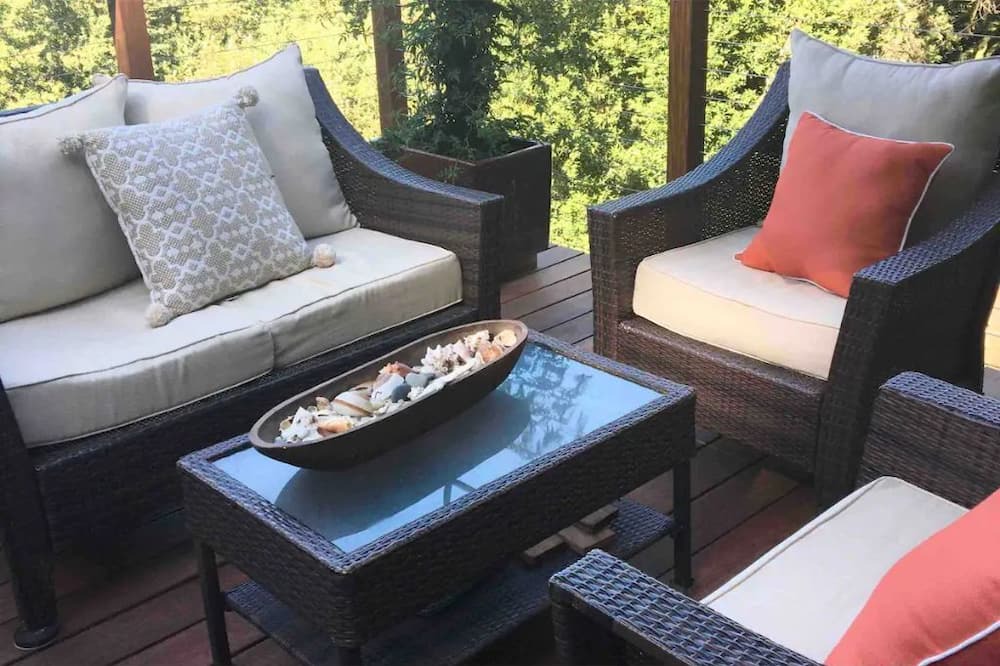Photo of Patio Balcony in Fairfax
