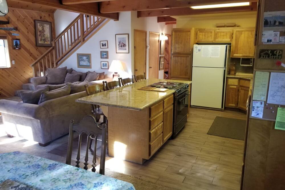 Photo of Kitchen in Strawberry