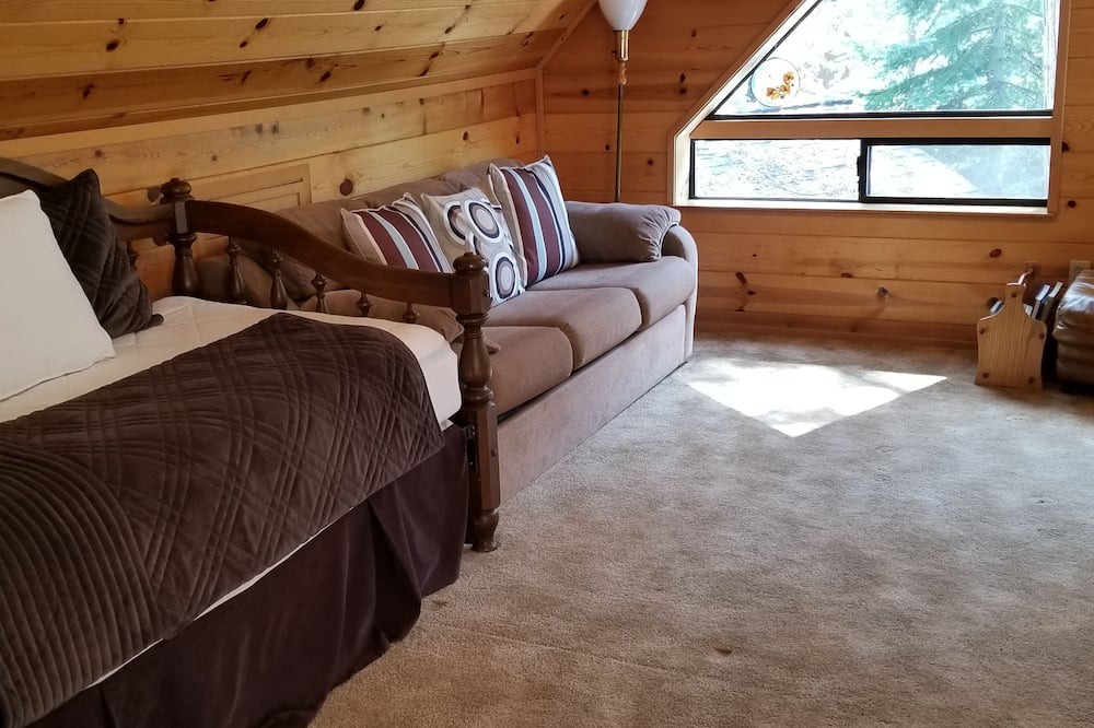 Photo of Bedroom in Strawberry