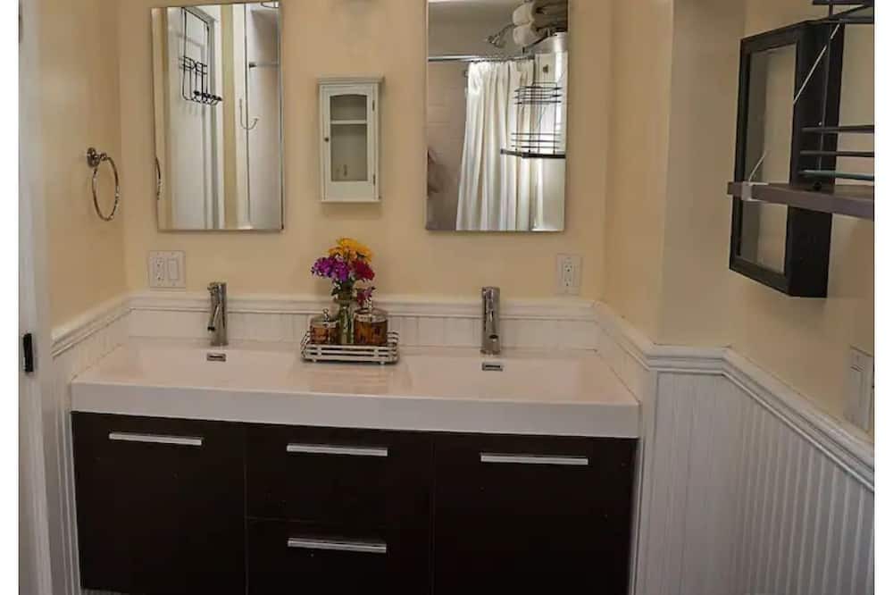 Photo of Bedroom in San Anselmo