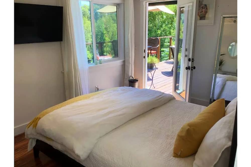 Photo of Bedroom in San Anselmo