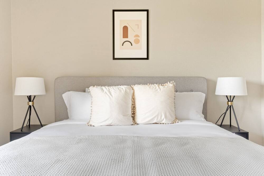 Photo of Bedroom in Walnut Creek