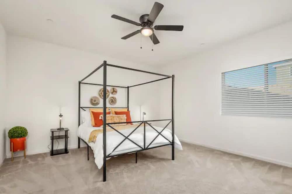 Photo of Bedroom in Roosevelt