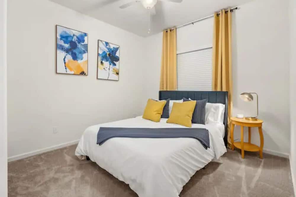 Photo of Bedroom in Roosevelt