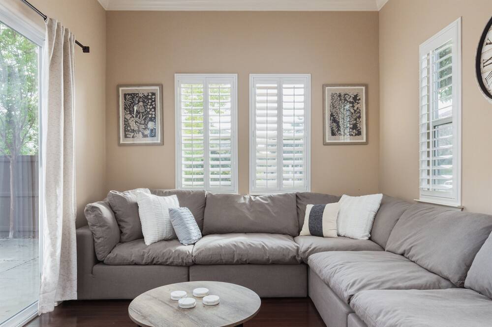 Photo of Livingroom in Harlan Ranch