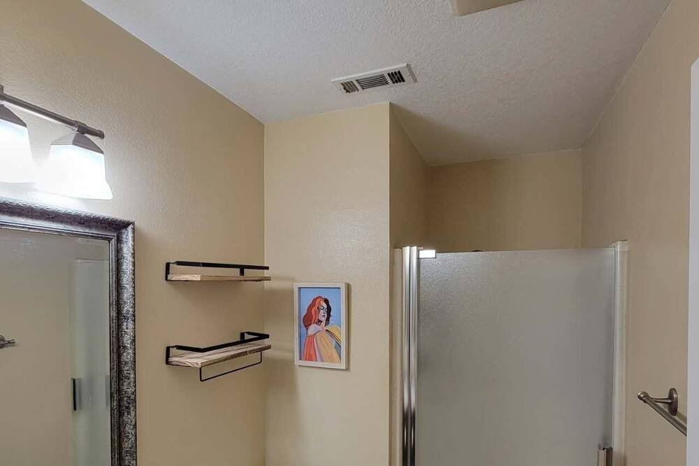 Photo of Bathroom in Niles District