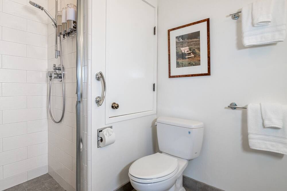 Photo of Bathroom in Watsonville