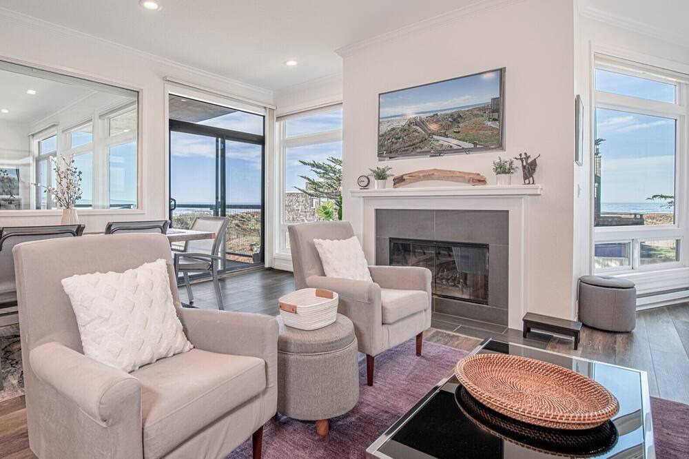 Photo of Livingroom in Watsonville