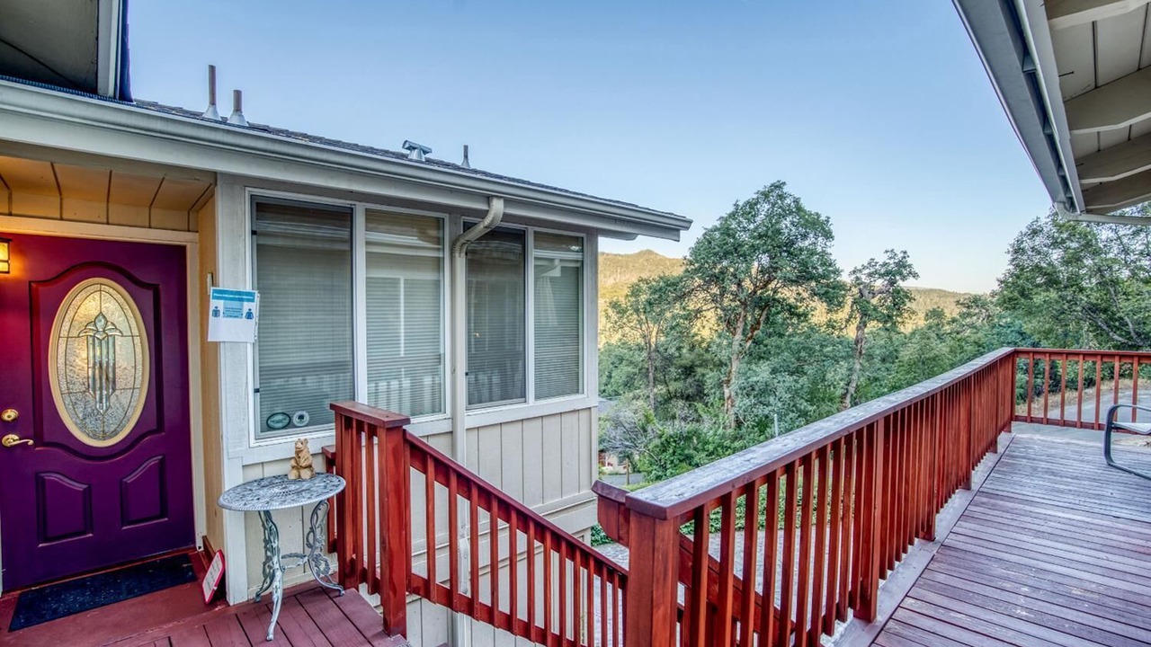 Photo of Outdoor in Oakhurst