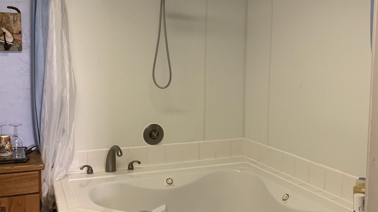 Photo of Bedroom in Oakhurst