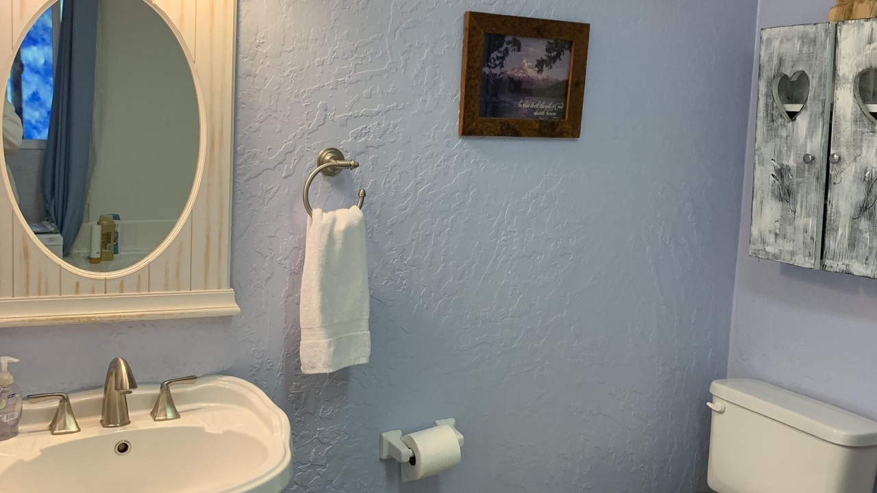 Photo of Bedroom in Oakhurst