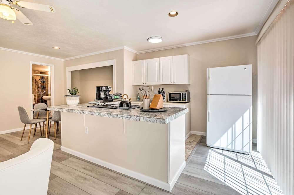 Photo of Kitchen in Los Altos Hills