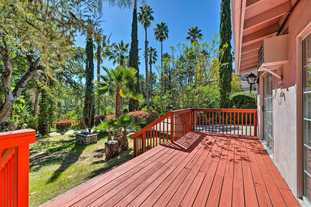 Photo of Patio Balcony in Los Altos Hills
