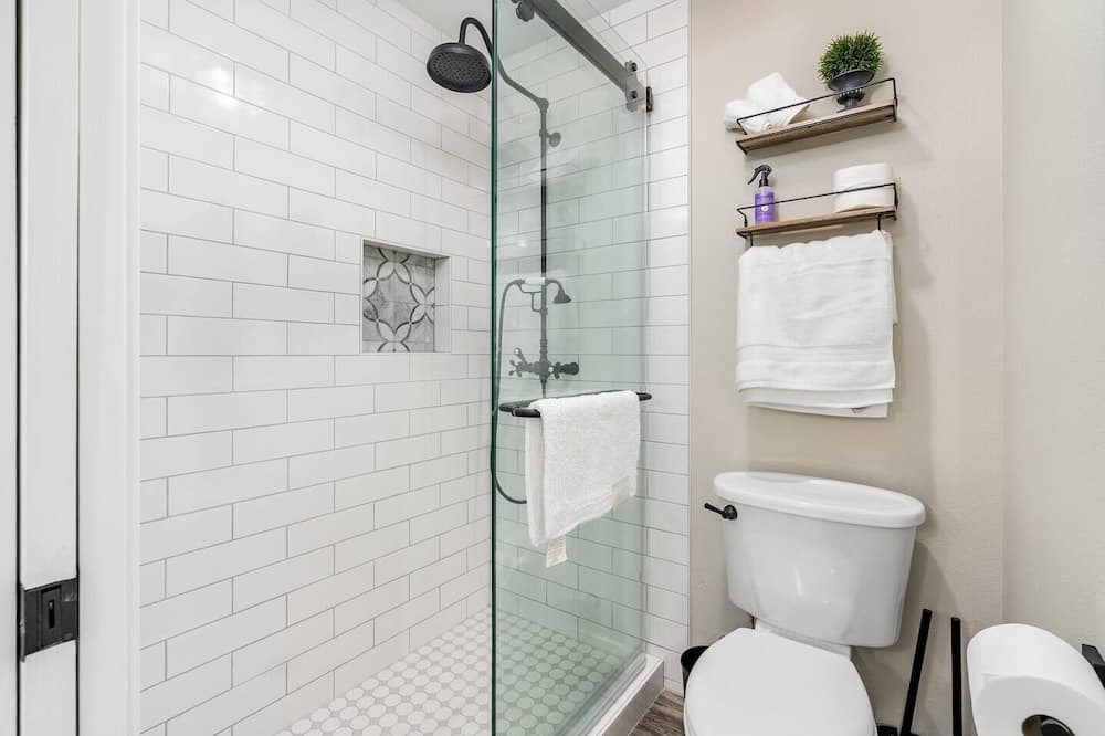 Photo of Bathroom in Templeton