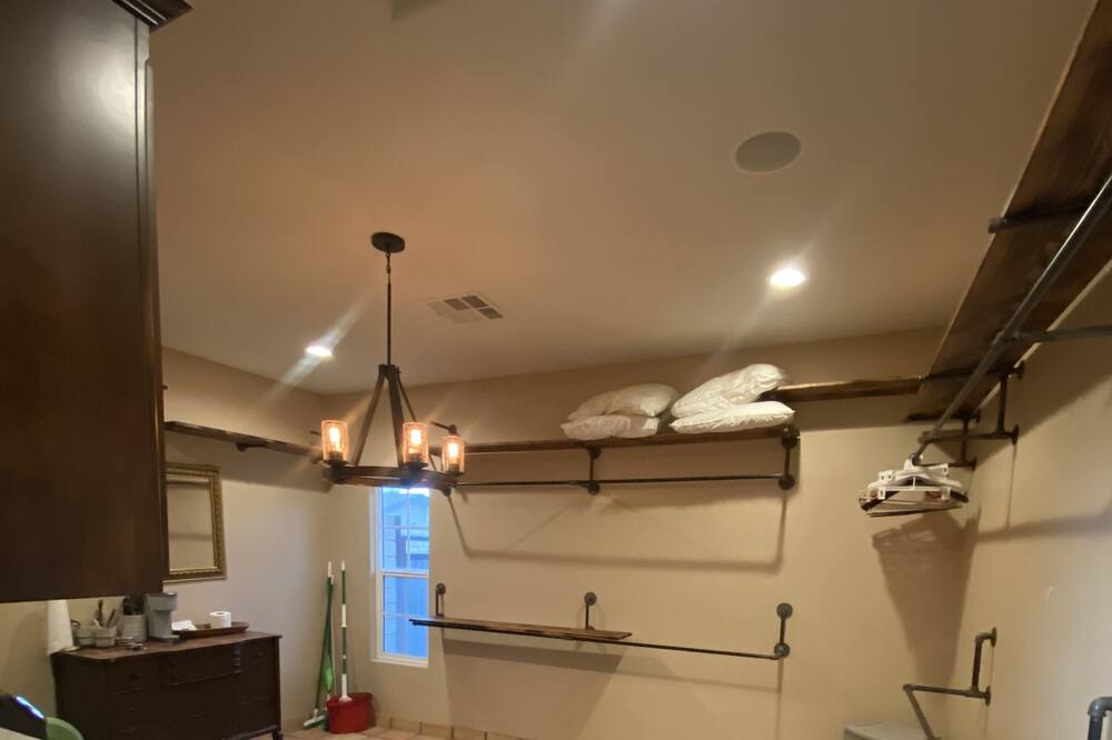Photo of Bedroom in Rosedale